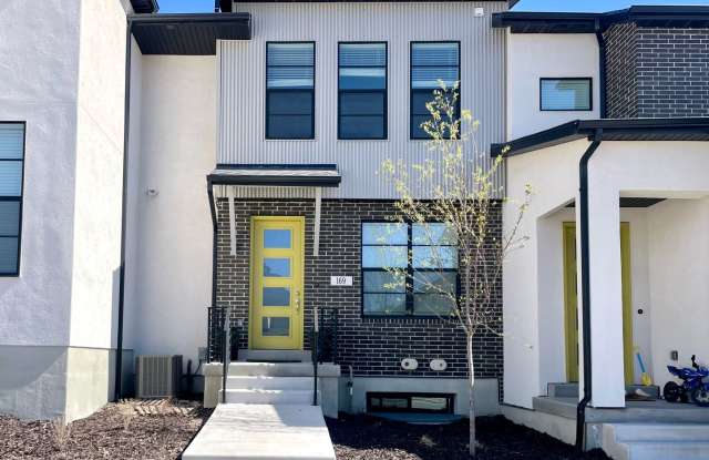Coyote Ridge Townhome (2 bedroom) Gallery 1