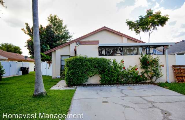 2756 Lakefern Avenue - 2756 Lakefern Avenue, Orlando, FL 32822