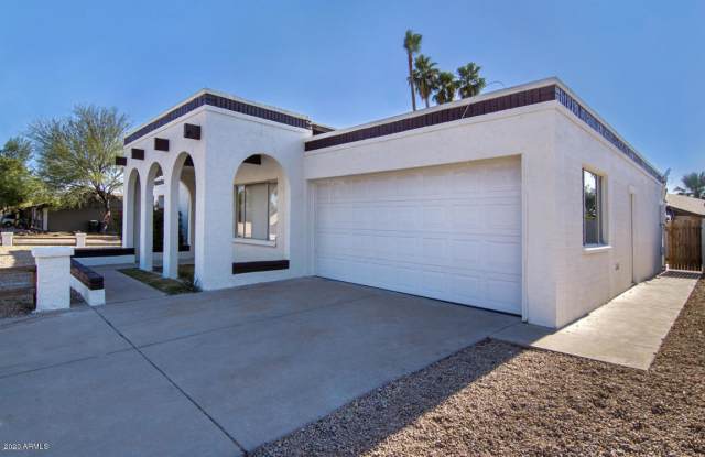 11226 N 39TH Avenue - 11226 North 39th Avenue, Phoenix, AZ 85029