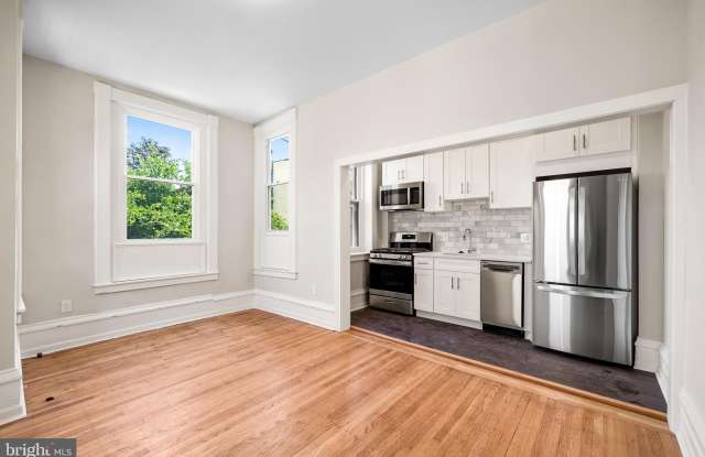 2311 GREEN STREET photos photos