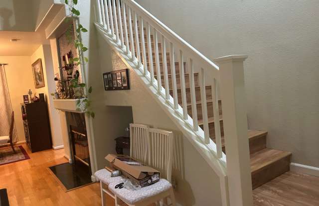 3 Bed 2.5 Bath, Single Family Home In Pleasanton photos photos