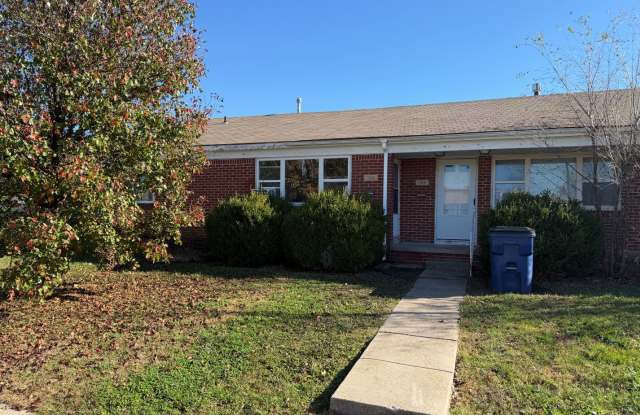 706 S Hunter photos photos