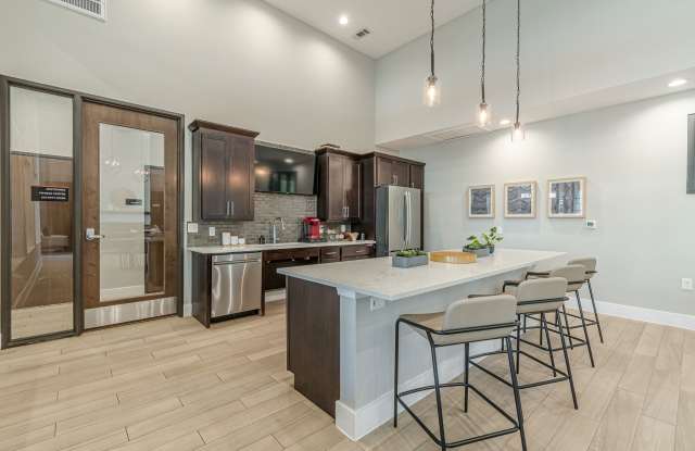 Woodway Village - Affordable Housing Gallery 4