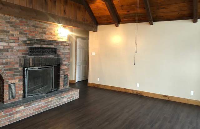 350 Route 7 South, Unit 102 photos photos