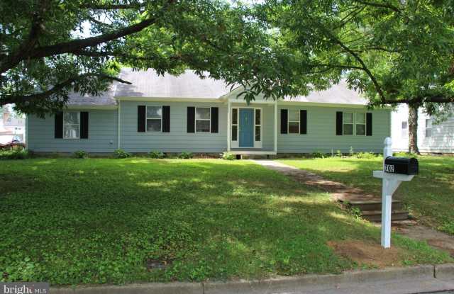 702 LOMAX STREET - 702 Lomax Street, Easton, MD 21601 702 LOMAX STREET - 702 Lomax Street, Easton, MD 21601