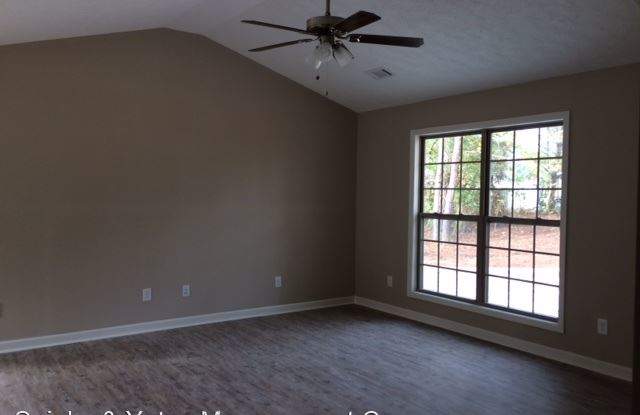 452 Brookstone Dr. Gallery 3