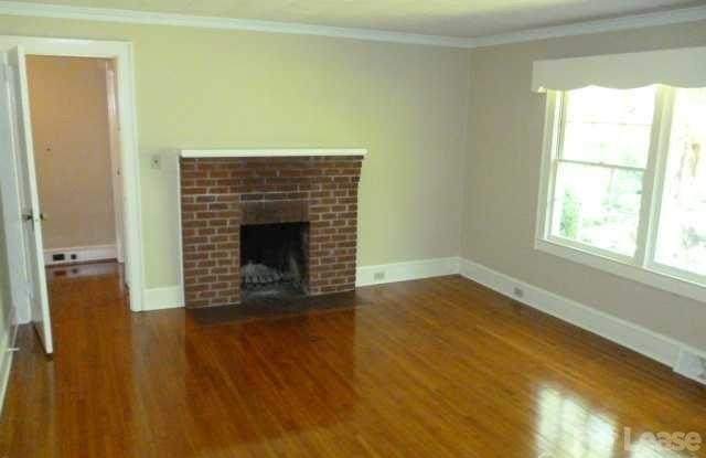 1802 Pennsylvania Avenue Gallery 3