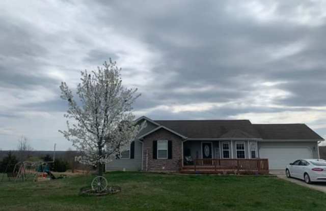 4 Bedroom House in Dixon, MO for Rent! photos photos