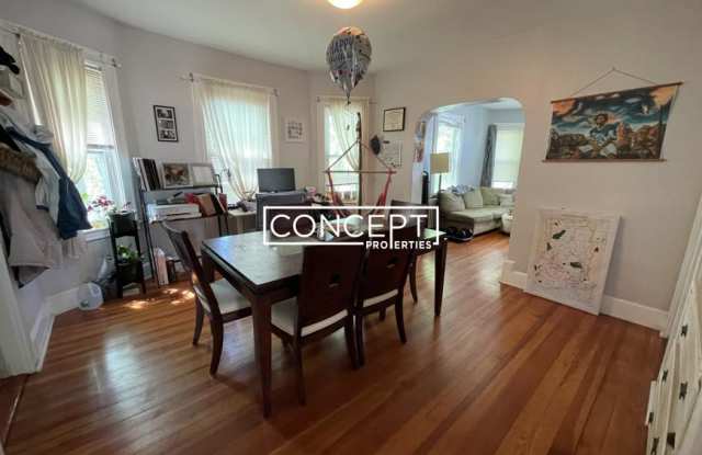 11 Parson St. photos photos