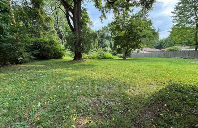 1739 Embury Park Road Gallery 3