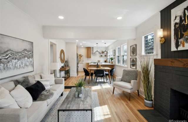 Updated 3-Bed Bungalow | Finished Basement + Garage + Renovated Backyard Gallery 4