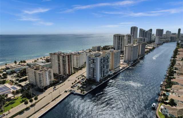 1400 S Ocean Dr photos photos