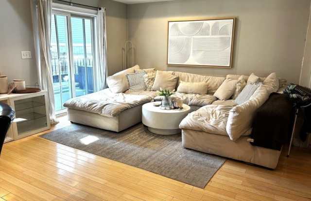 18 Knowlton St photos photos