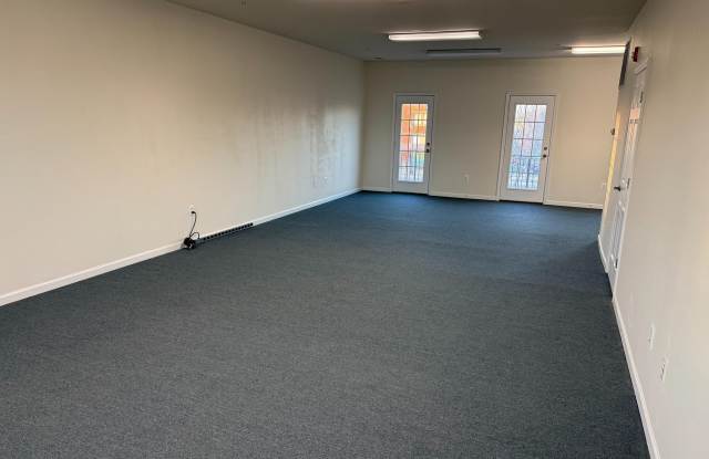 3536 WORTHINGTON Boulevard Gallery 4