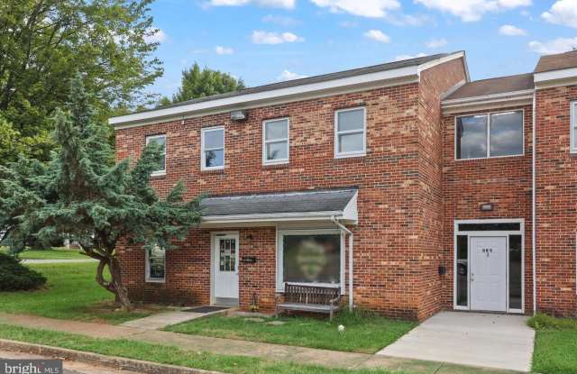 578 WATERLOO RD #1B Gallery 2