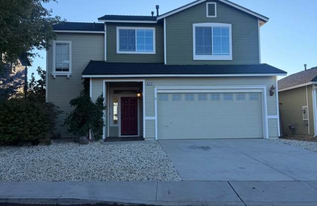 AVAILABLE NOW! Northwest Reno Gem on a Cul-de-Sac, Backs to McQueen Football Field! Gallery 3