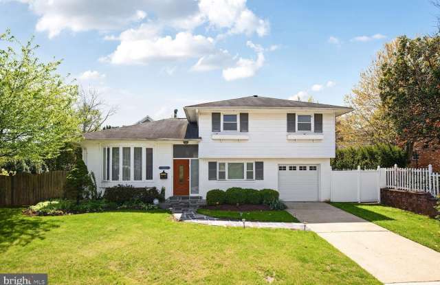 6000 FOLKSTONE ROAD - 6000 Folkstone Road, Bethesda, MD 20817 6000 FOLKSTONE ROAD - 6000 Folkstone Road, Bethesda, MD 20817