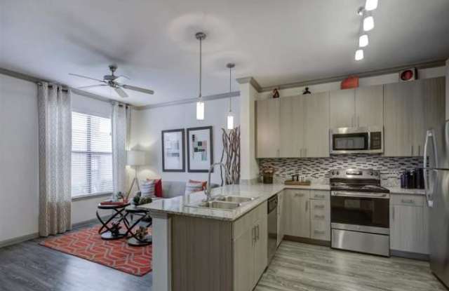 1253 New Meister Ln Gallery 2