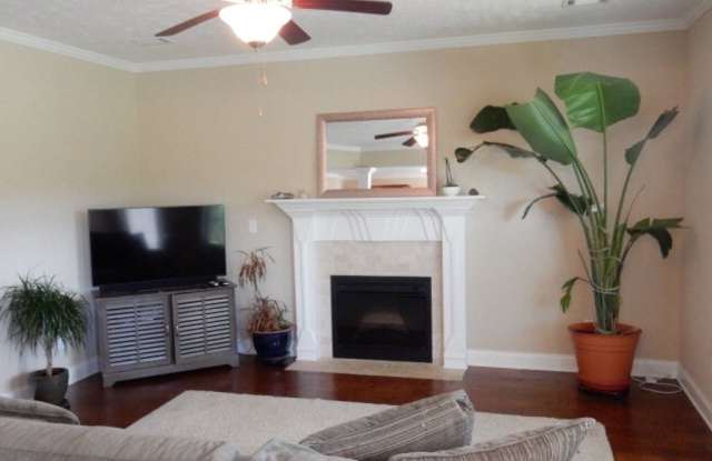 5550 Connor Drive Gallery 2