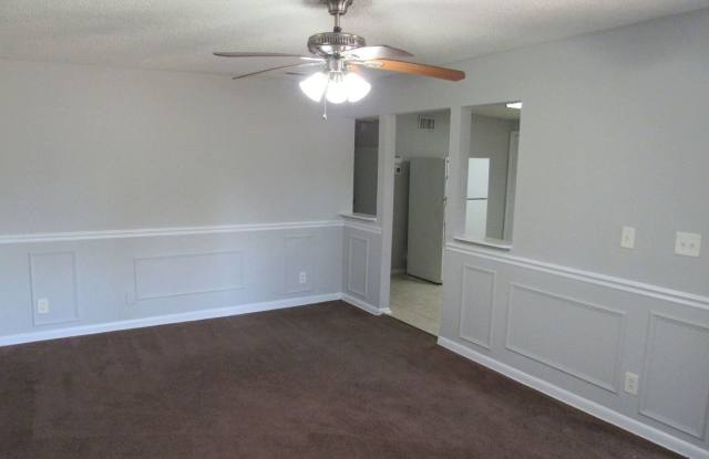 6676 North Shore lane Gallery 4