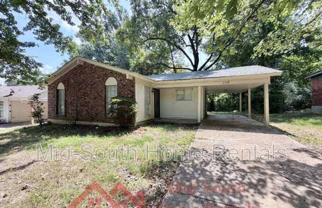 729 Blackstone Ln Gallery 2