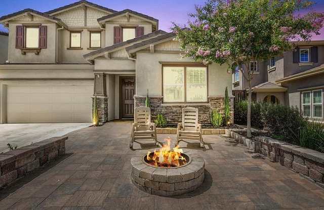 6390 Sporran Court Gallery 4