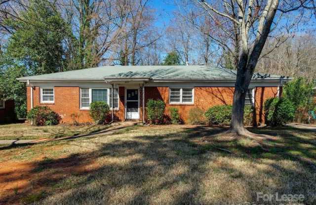 943 Norland Road photos photos