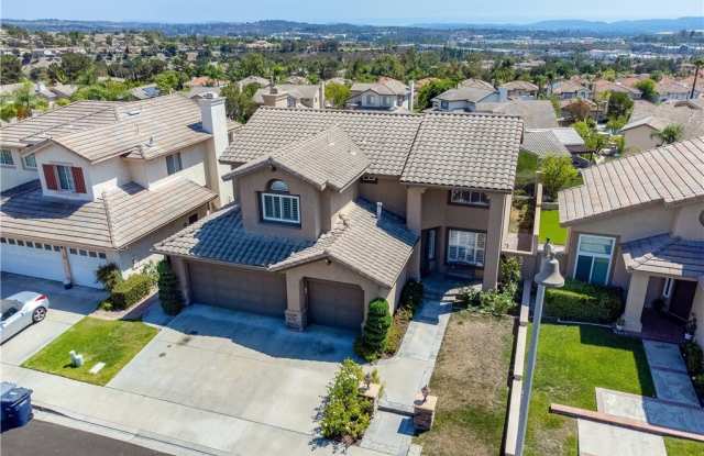 10 Sierra Blanco - 10 Sierra Blanco, Lake Forest, CA 92610