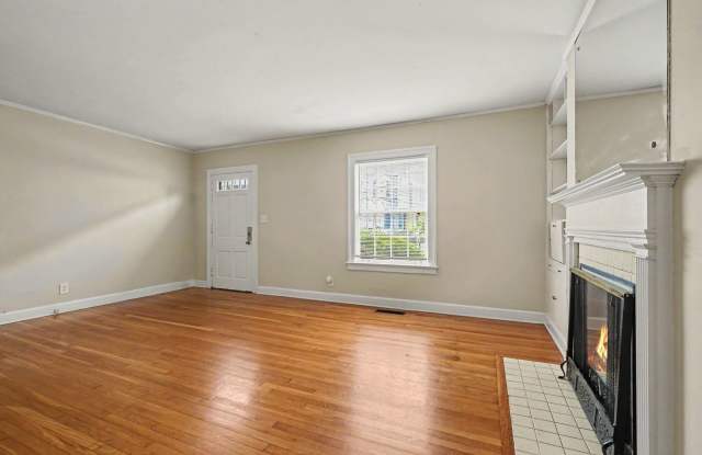 Great Emory Area Rental Gallery 4