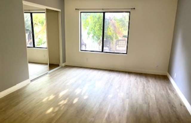 21 Hollyhock Lane #224 Gallery 4