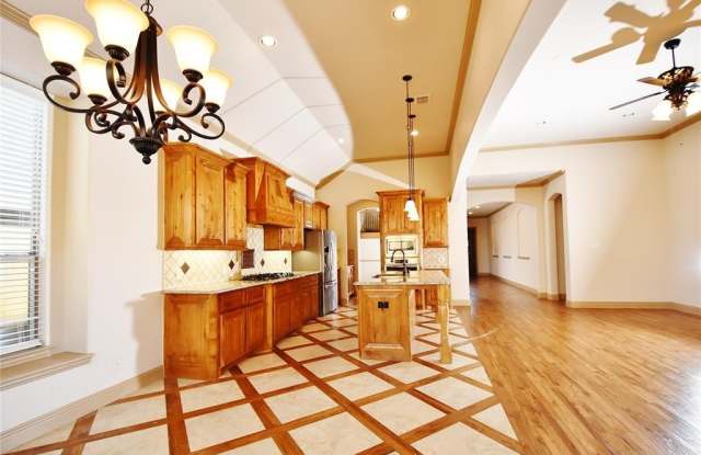 4609 Spalding Drive Gallery 2