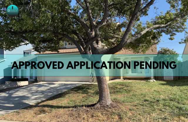 STUNNING POOL HOME IN MORENO VALLEY!! SOLAR INCLUDED!! photos photos