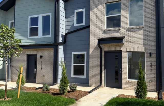 Grand Ave photos photos