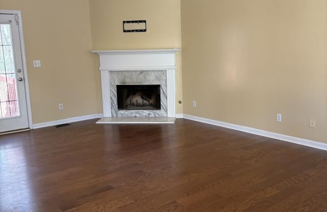 5734 Wellborn Oaks Court Gallery 3