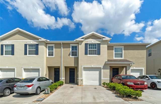 390 FELTRIM RESERVE BOULEVARD photos photos