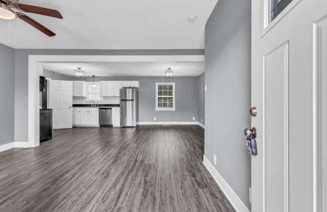 135 North Meadow Drive Gallery 4