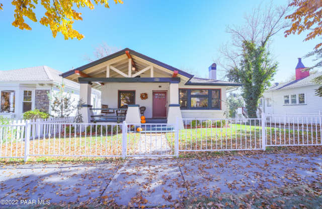 213 S Mt Vernon Avenue - 213 South Mount Vernon Avenue, Prescott, AZ 86303
