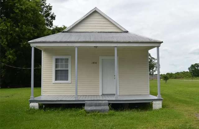 1 Bedroom/1 Bathroom Country living photos photos
