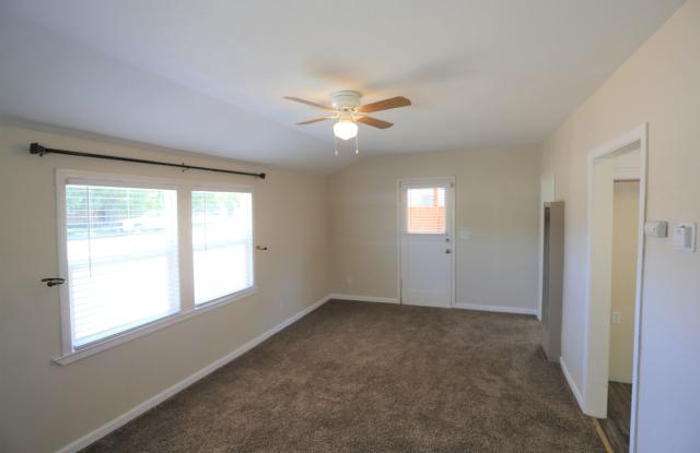 Charming Family Home in the Heart of Patterson Gallery 4