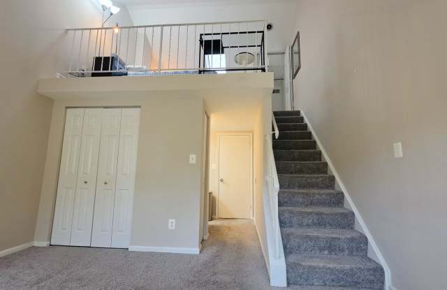 9516 Dunbrook Ct Gallery 3