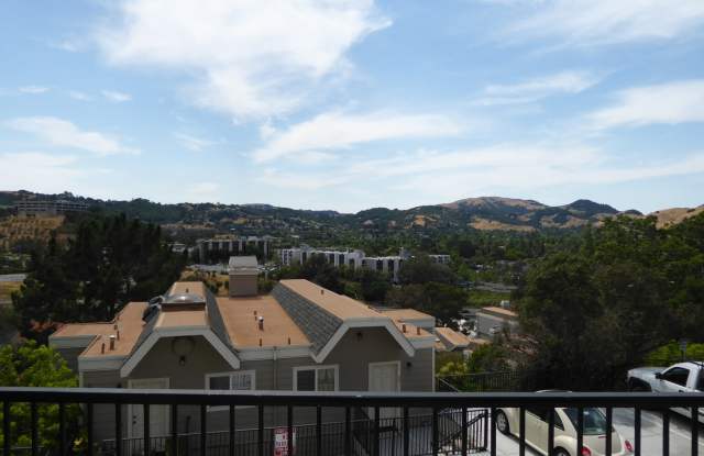 UPDATED 2 BEDROOM END UNIT 2-STORY CONDO WITH GREAT VIEWS IN SAN RAFAEL photos photos