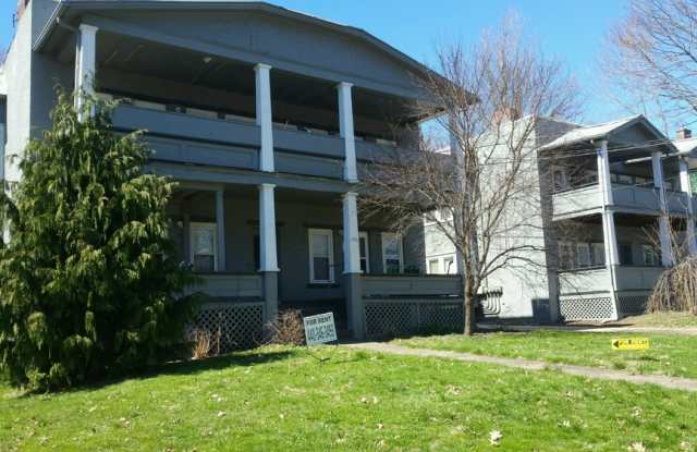 202 S Mantua St - 202 South Mantua Street, Kent, OH 44240