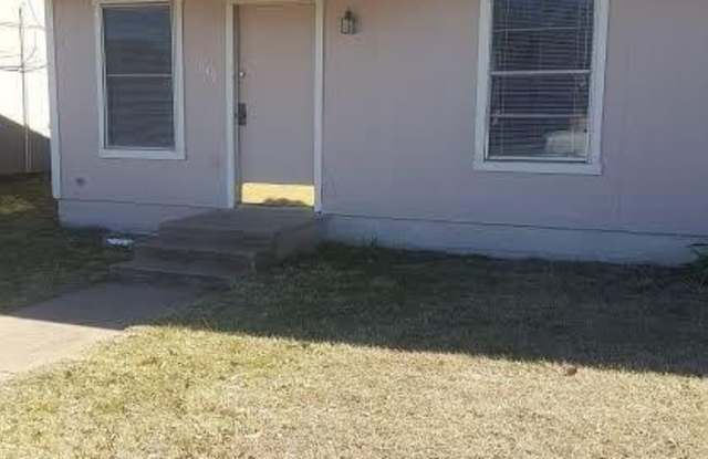 1051 Presidio Drive - 1051 Presidio Drive, Abilene, TX 79605