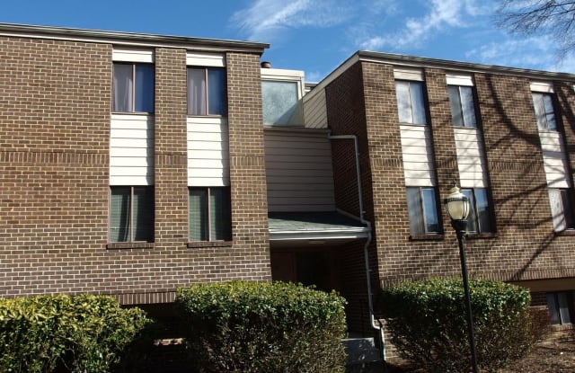 15 SUNTOP CT #T-1 - 15 Suntop Court, Pikesville, MD 21209