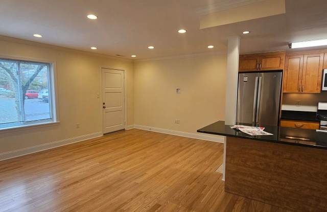 Spacious 1-Bedroom Townhouse in Scenic Area photos photos