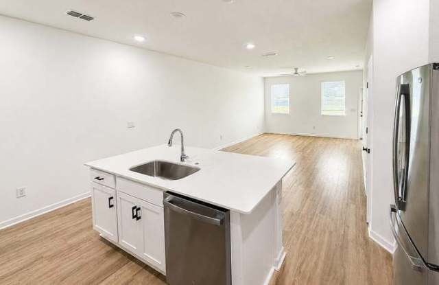 8665 Elmo Lane Gallery 4