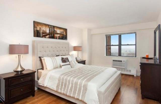 1677 GRAND CONCOURSE Gallery 3