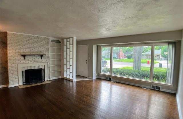 27422 LEXINGTON Parkway Gallery 2