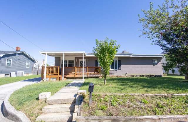 Lovely 3 BR/2 BA Single-Famly Home in Baltimore! photos photos