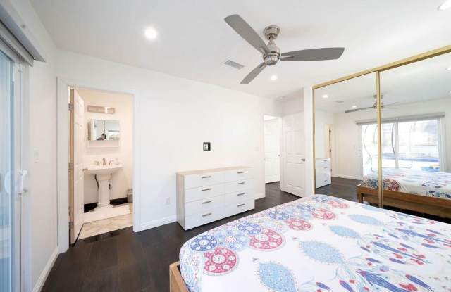 6661 Franrivers Avenue photos photos